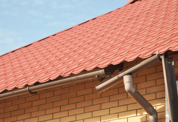 Cost of Loose Gutter Repair in Tacoma