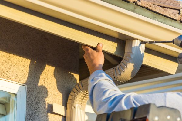 Aluminum Rain Gutter Service in Tacoma