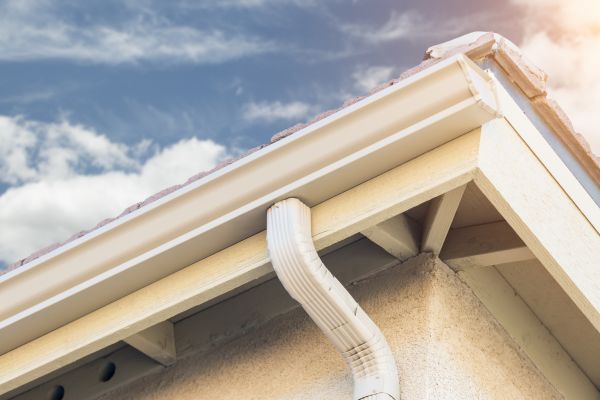 Seamless Gutter Replacement in Tacoma