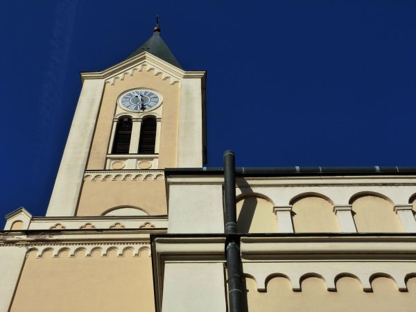 Church Gutter Installation in Tacoma